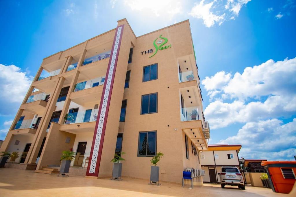 The Pearl - Legacy - 4Th Floor Apartman Kumasi Kültér fotó